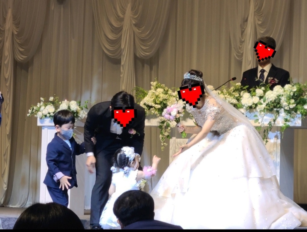 예쁜 화동이 인상적이었던 결혼식입니다.